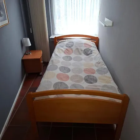 Апартаменты No 1 Monteurwohnung Werner Im Erdgeschoss